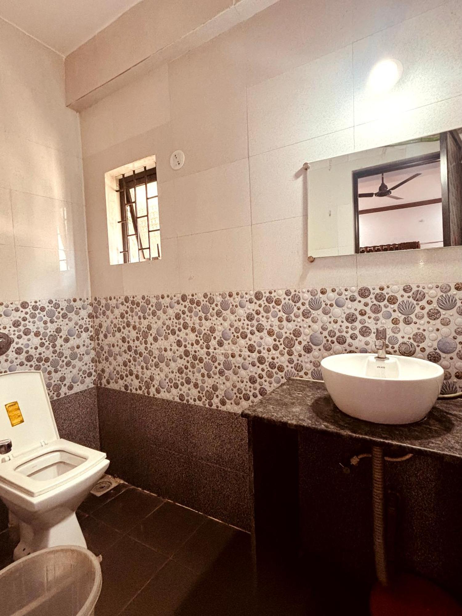 Hotel Harmony By Heaven Calangute Ngoại thất bức ảnh