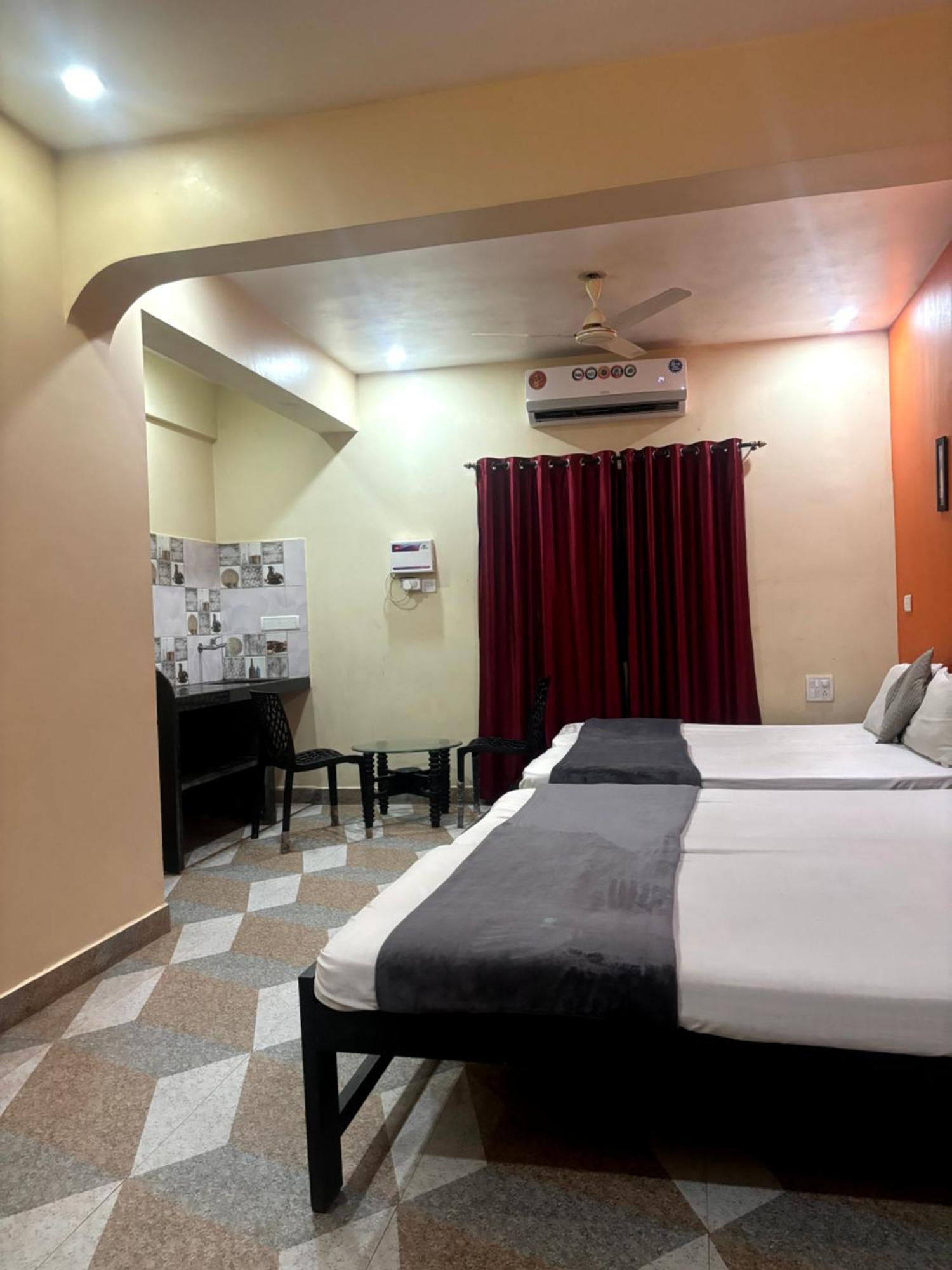 Hotel Harmony By Heaven Calangute Ngoại thất bức ảnh
